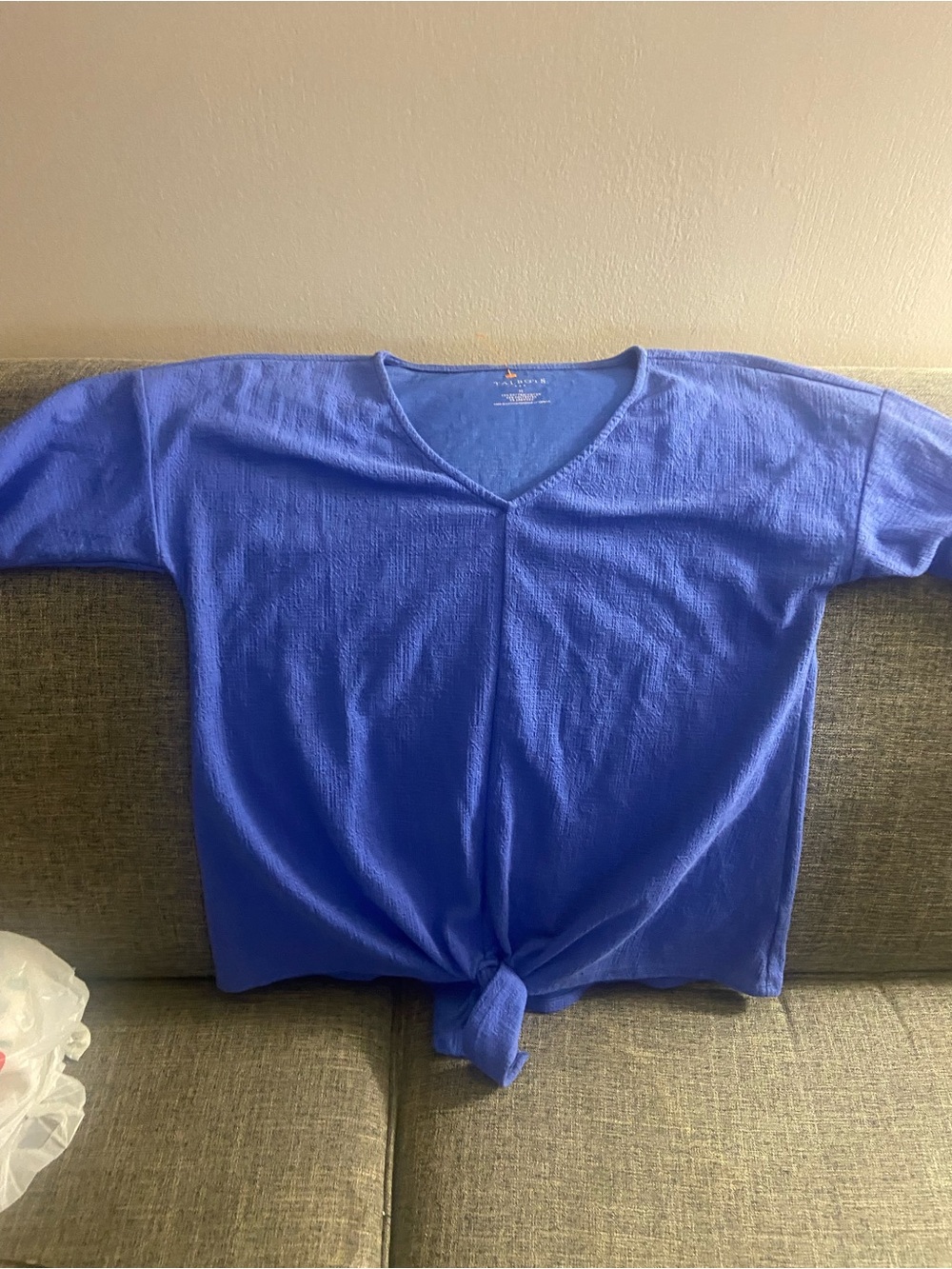 Talbots Women’s Size Medium was Blue V-Neck Tie-Front Tee